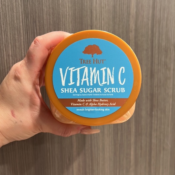 Brand New Tree Hunt Shea Sugar Scrub - Picture 2 of 2